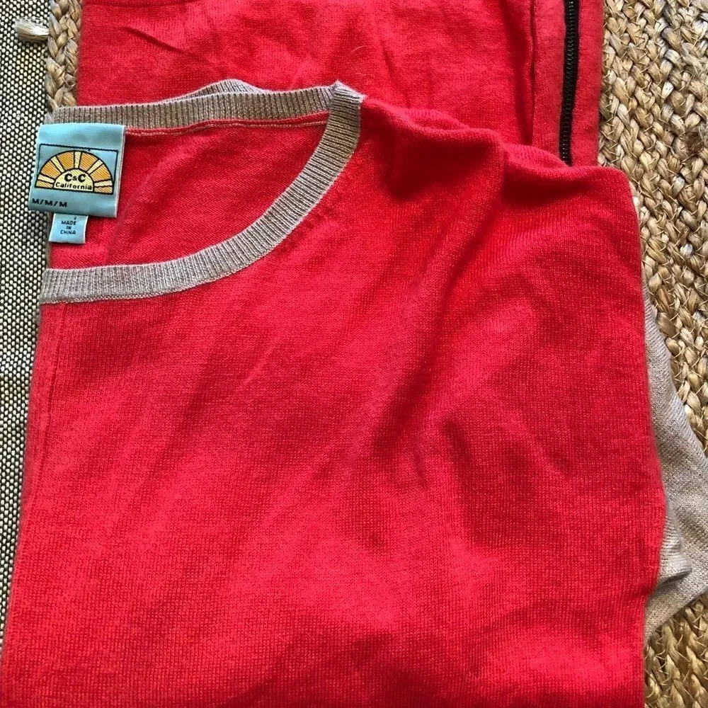 C&C California Colorblock Sweater Medium - Picture 5 of 5